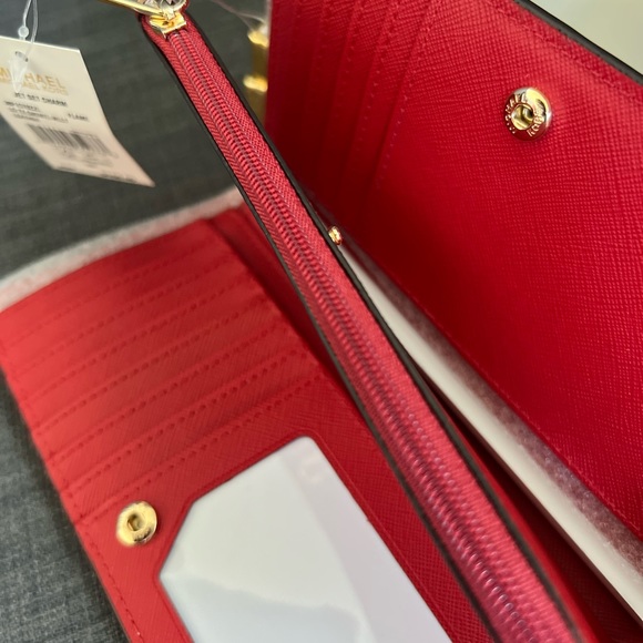 NWT MICHAEL KORS JET SET CHARM LARGE TOP ZIP CONTINENTAL WALLET CASE - Picture 3 of 6